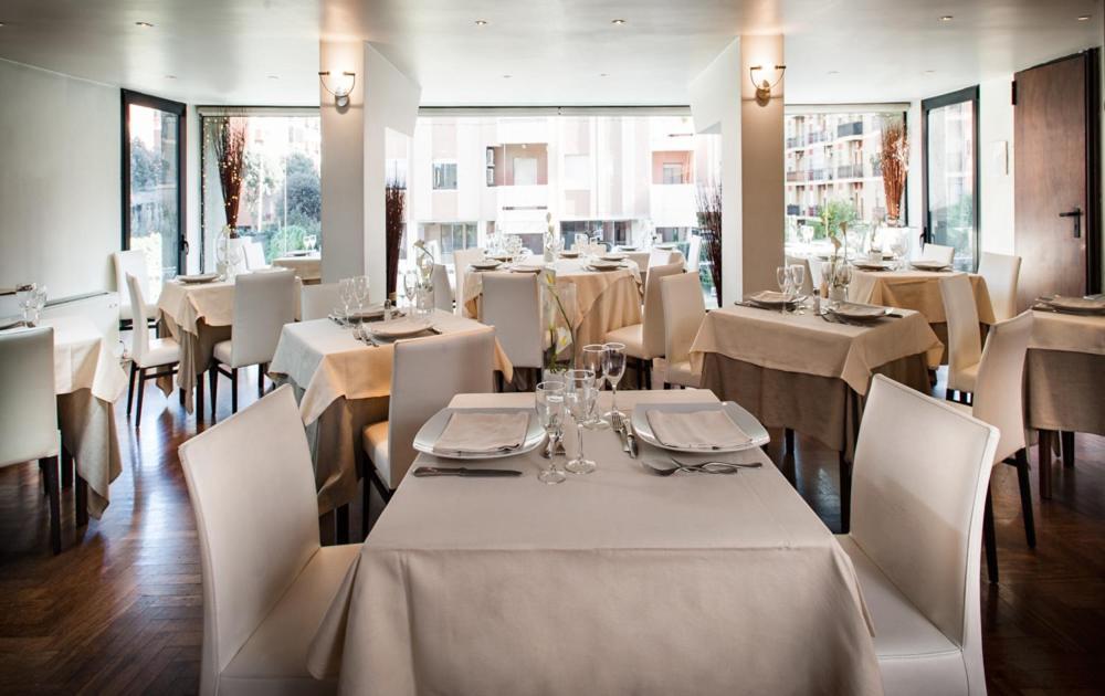 Sardegna Hotel - Suites & Restaurant Cagliari Exterior foto